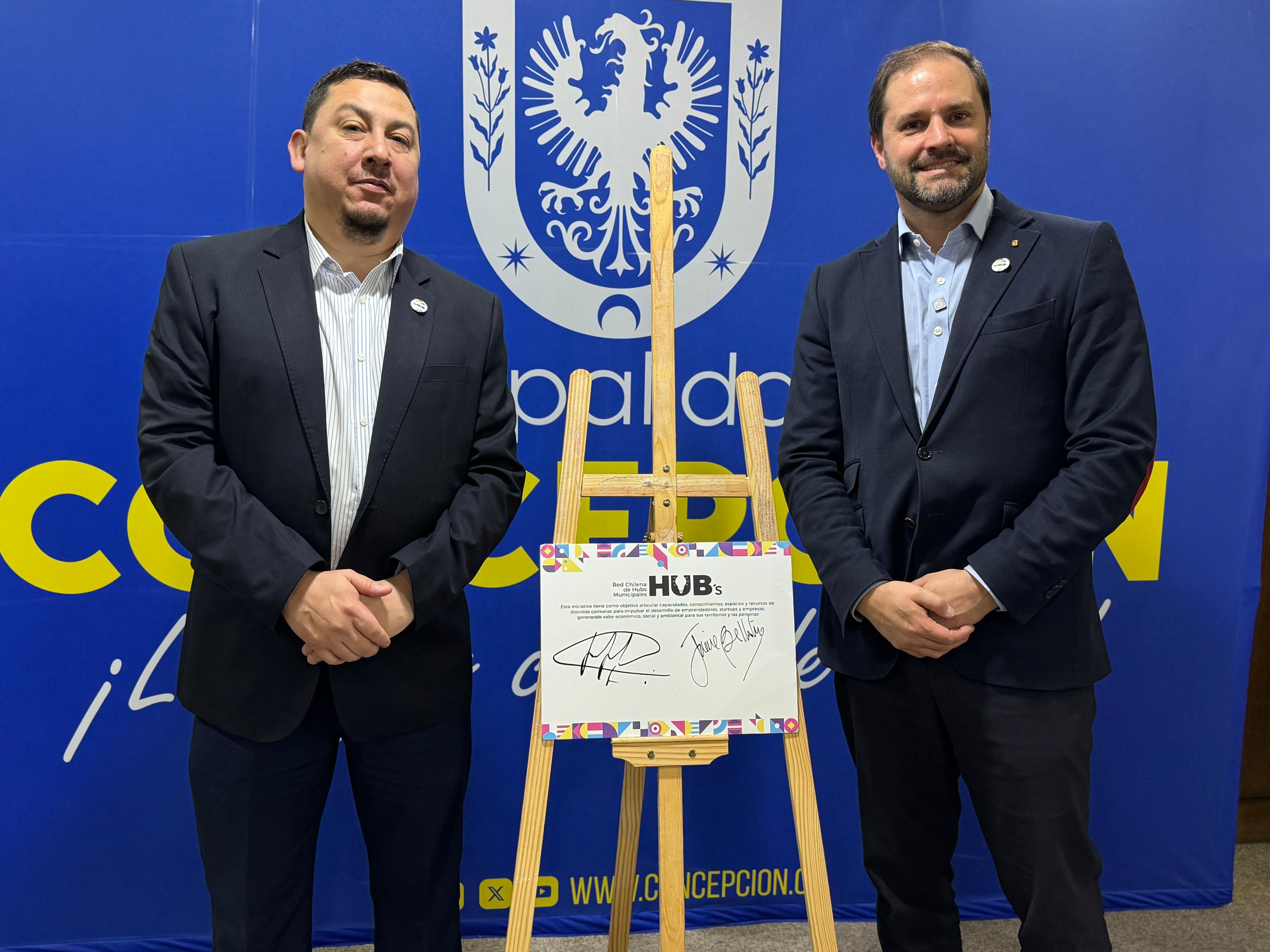 Alcaldes de Concepción y Providencia comparten experiencias en seguridad y emprendimiento
