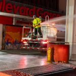 Reforzamos limpieza de calles céntricas con lavado nocturno